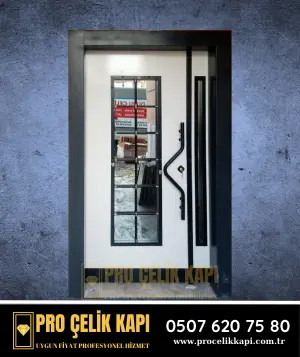Bayraklı Bina Kapısı - Model 3